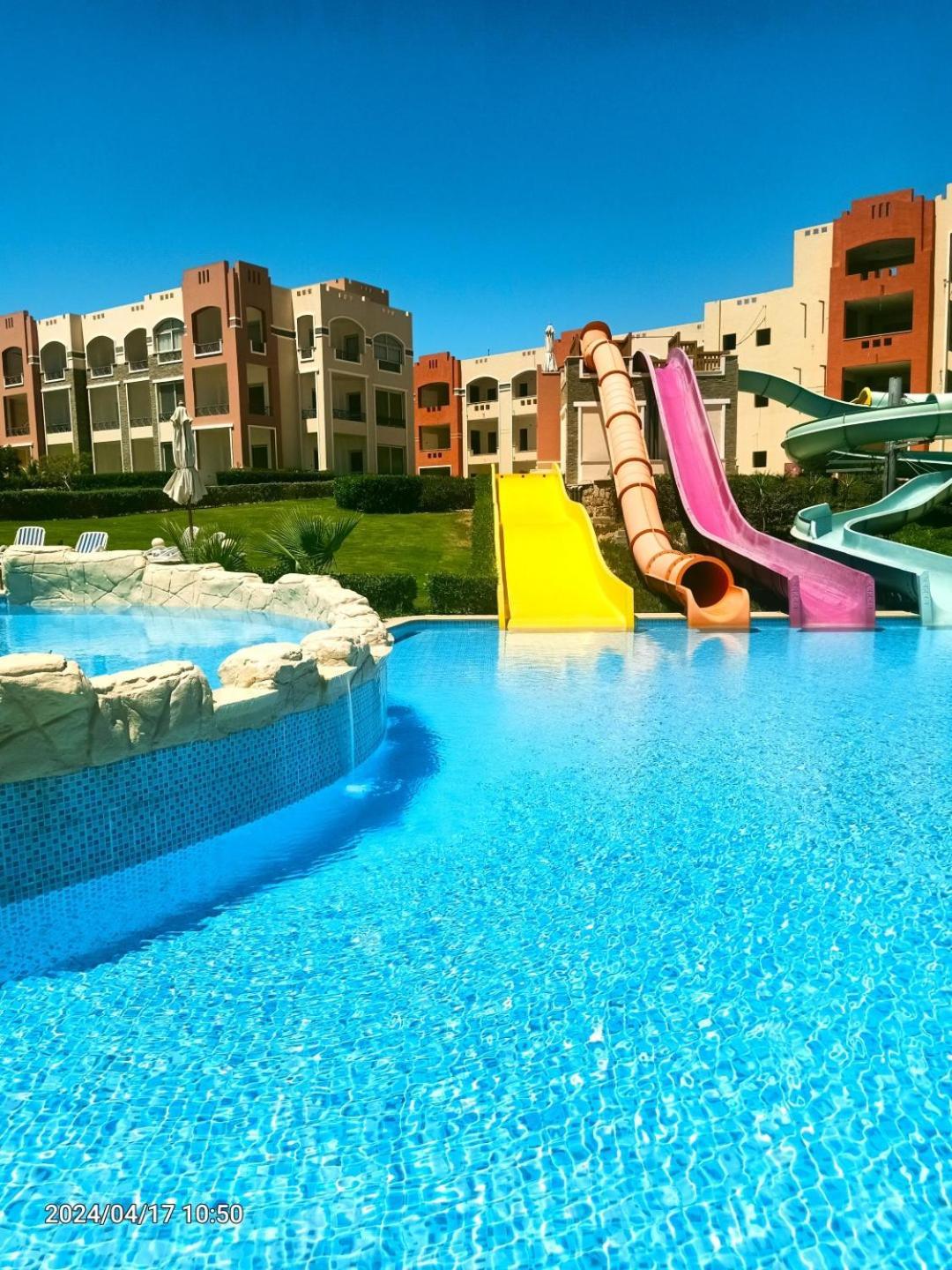 Oyster Bay Beach Resort อาบูดาบับ ภายนอก รูปภาพ