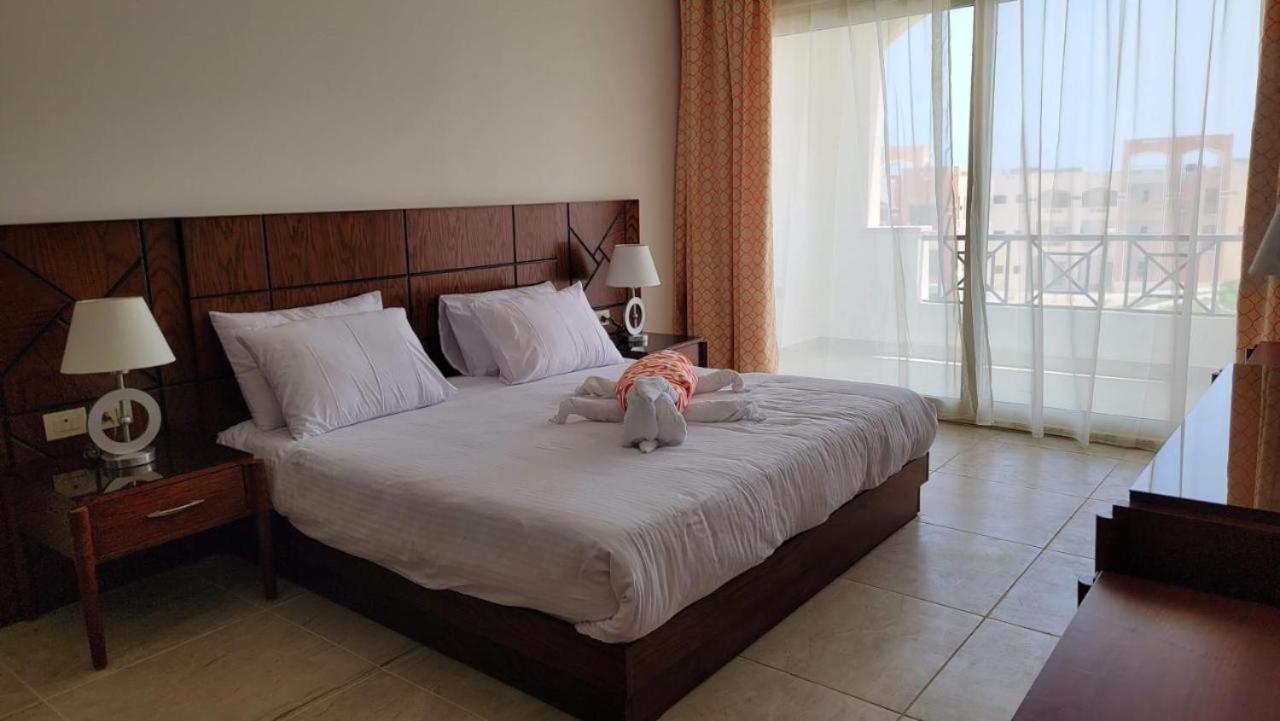 Oyster Bay Beach Resort อาบูดาบับ ภายนอก รูปภาพ